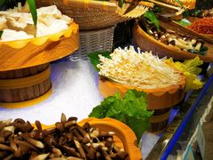 -蓝钻·国际美食海鲜自助百汇(西直门店)