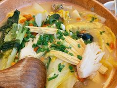 六姐骨汤-成都你六姐·牛肉冒菜(城市集市合生汇店)