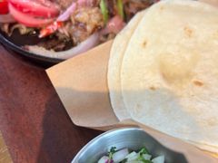-Chili's Cafe&Bar奇利斯(滨江店)