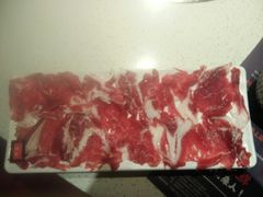 吊龙-牛村来人潮汕牛肉火锅(西单店)