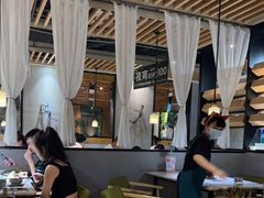 大堂-狐狸爱上椰子鸡(滨江星光大道店)