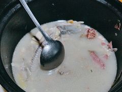 -土砂锅生态山庄·非遗砂锅雅鱼