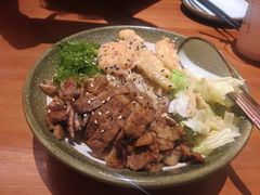 本家烤肉饭-鸟鸣门屋台料理(金帝银泰店)