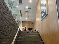 -麦当劳(杨林得来速店)