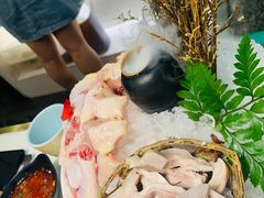 -洪氏嗨捞·猪肚鸡火锅(阳光天地店)