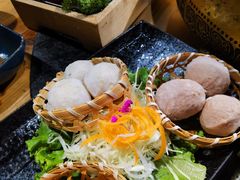 -湊湊火锅·茶憩(南京东路悦荟店)