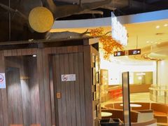 -暴风岛沉浸式体验馆(百联世纪店)