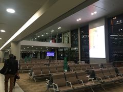 -上海浦东国际机场-T2航站楼