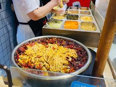 自助取餐区-三兄弟高炉烧饼