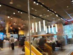 -麦当劳(龙洞店)