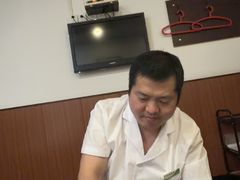 -手佳按摩·足疗·艾灸(龙江店)