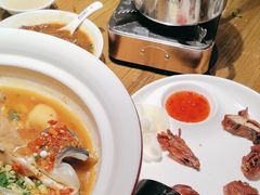 -爱碗亭·鲜炒湖南菜(壹城中心店)