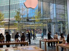 -Apple零售店(华贸购物中心店)