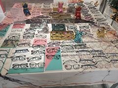 -肆兮眼镜·蔡司·徕卡战略合作店(大坪店)