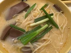 -谭仔米线(皇庭广场店)