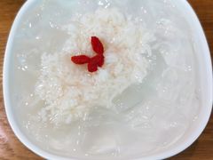 酒酿冰粉-三猫黑鱼花(南大店)
