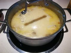 -煲王粤菜餐厅(中侨中心店)