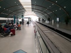 -龙阳路磁悬浮列车总站-停车场