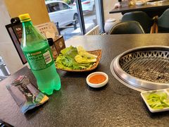 -草家酱蟹炭火烤肉店(珲春南路一店)