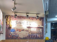 大堂-八两八金·莱芜特色炒鸡(市南漳浦路店)