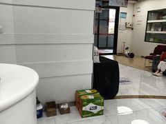 -雅悦齿科(顾村公园店)