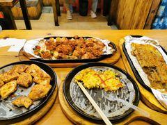 -老东镇啤酒屋海鲜加工·蒸汽海鲜·海鲜烧烤(台东店)