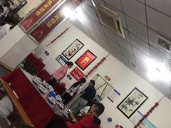 大堂-米二红烧兔(华阳店)