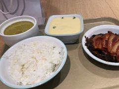 -老乡鸡(上海品尊国际中心店)