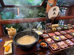 -银米·云南传统过桥米线(双廊黑金冠店)