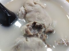 -雷祖芳老妈蹄花店