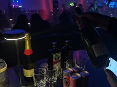 -简奥斯汀·赫本酒吧