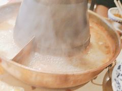 -东镇老火锅(长春路首店)