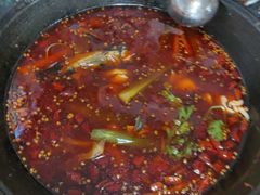 -鸿顺老铁锅美蛙鱼府(解放碑店)