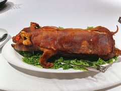 鸿运乳猪-味茂·老船夫1927(东海东路店)