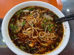 牛肉面-牛一嘴·兰州牛肉面·大盘鸡(财富中心店)