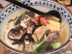 -蒙自源米线大王(信利城市广场店)