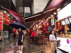 -好吃街美食城(八一广场店)