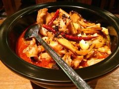 -云海肴·汽锅鸡·云南菜(天山百盛优客店)