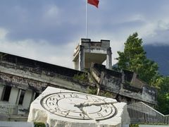 -四川汶川特大地震漩口中学遗址