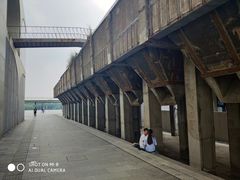 -龙美术馆西岸馆-停车场