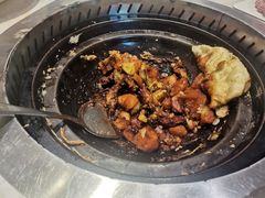 特色排骨烀饼-灶座小锅烀饼·铁锅炖(道里店)