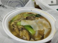 -十八家面馆(均瑶店)