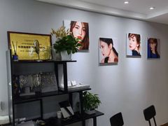 -ME觅妆·定制美妆·彩妆私教(菱角湖店)