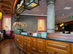 -八府香鸭·啫啫煲(华山路店)