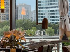 -MONICH牛排融合餐厅(和义大道购物中心店)