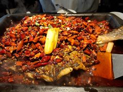 怪味烤鱼-江边城外烤全鱼(世茂广场店)