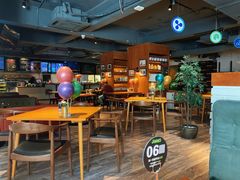 大堂-JINNS锦时 steak&pizza(浸信会礼拜堂旧址店)