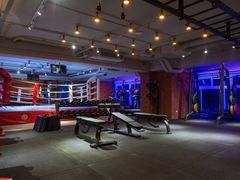 -FIGHTMAN格斗俱乐部(长宁临空店)