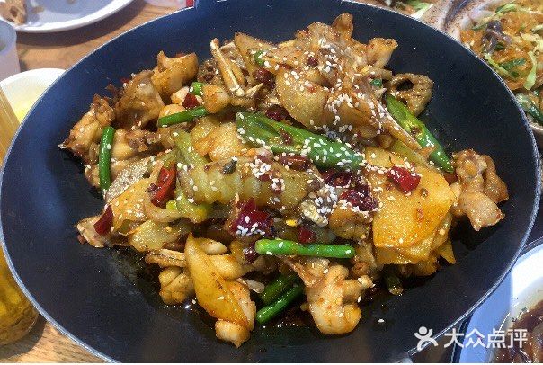 这个夏天，得和龙虾生蚝一起蹦擦擦