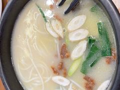 -桥香园云南过桥米线(红龙井店)